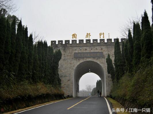 有一座城市叫<b>宜兴</b>