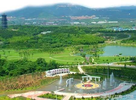 有一座城市叫<b>宜兴</b>