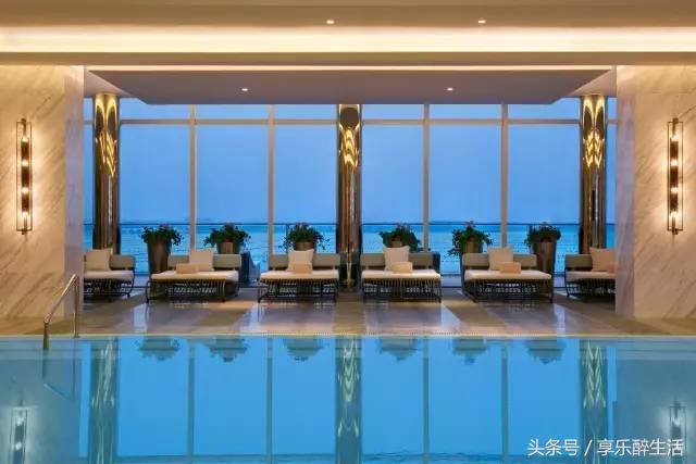 住<b>宜兴</b>地标酒店,每间客房沐浴系统就壕掷20多万,周末不加价!