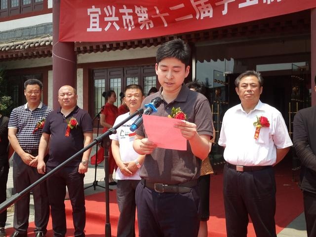 <b>宜兴</b>手工制陶大赛获奖作品展在天津举办