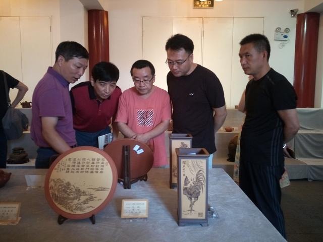 <b>宜兴</b>手工制陶大赛获奖作品展在天津举办