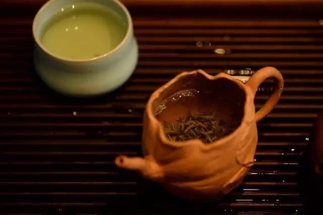 <b>紫砂</b>壶喝茶定律30条(二)