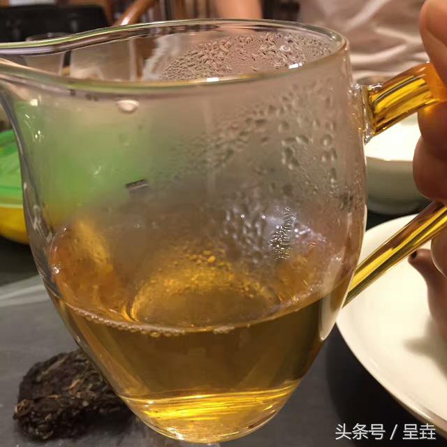 <b>紫砂</b>与茶 ‖ 潜移默化的存在