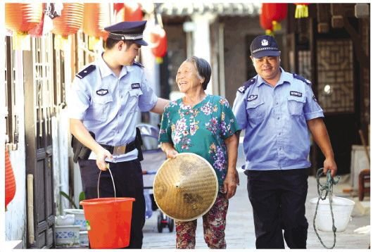 江苏省<b>宜兴市</b>公安局开展