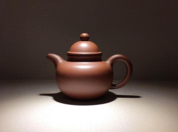 为什么大多数人偏爱<b>紫砂</b>壶的光器