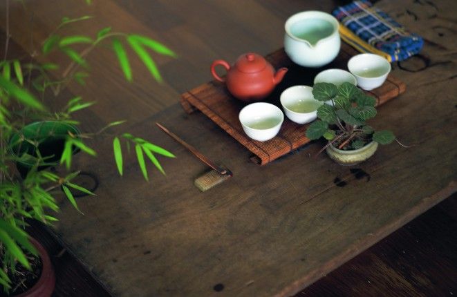 泡茶为什么要用<b>紫砂</b>壶。