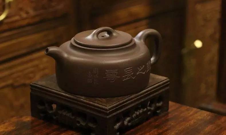 牢记玩<b>紫砂</b>壶的八个原则(二)