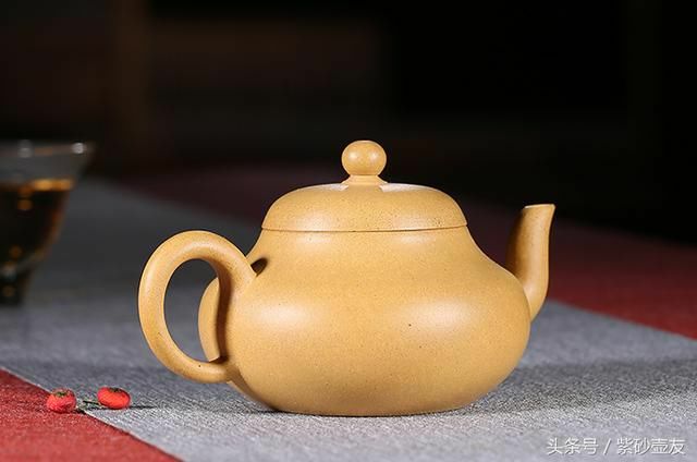 你知道要用紫砂壶泡茶，那用紫砂壶泡茶的好处能说出几个?