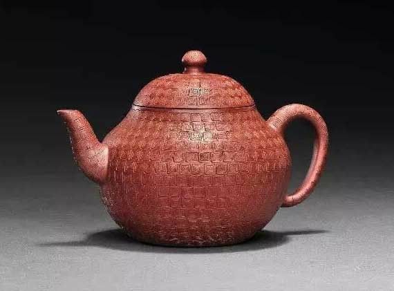 喝茶养壶，你喜欢用紫砂壶还是朱泥壶或是陶瓷壶呢?