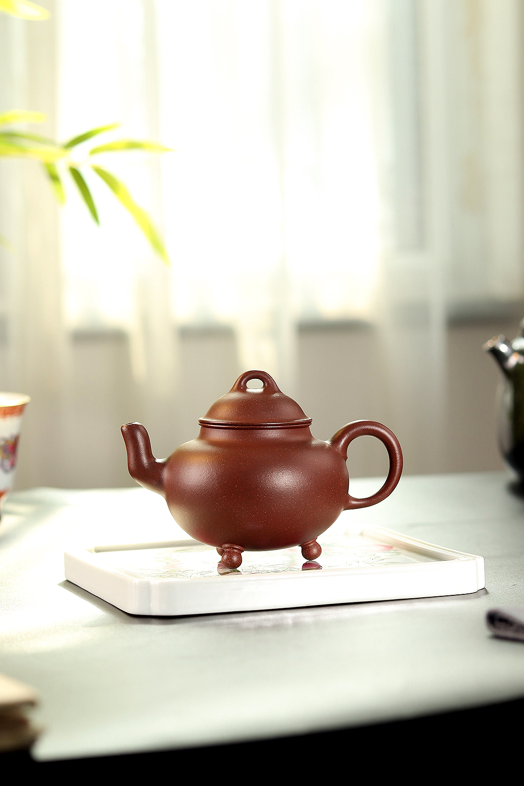 陈瀚柽紫砂壶《三足桥鼎》赏析