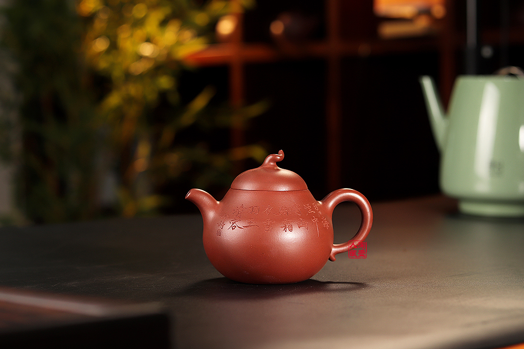 姚婷制紫砂壶《全手茄段壶》