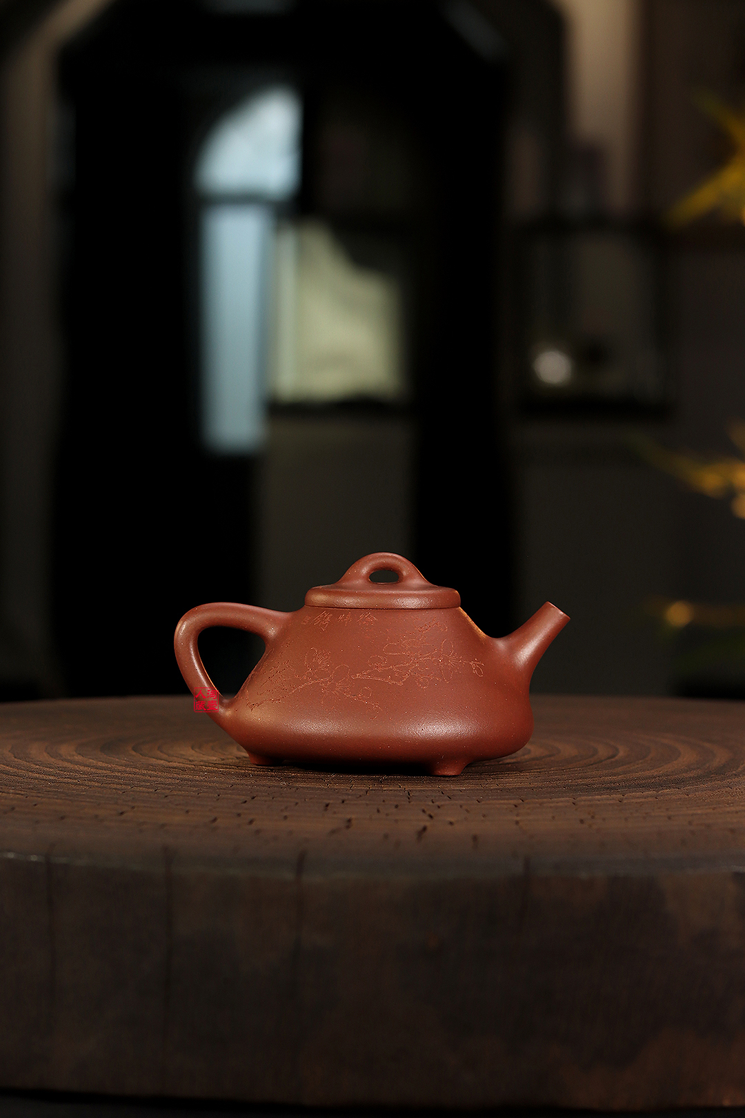 胡海菲紫砂壶《全手子冶石瓢》赏析