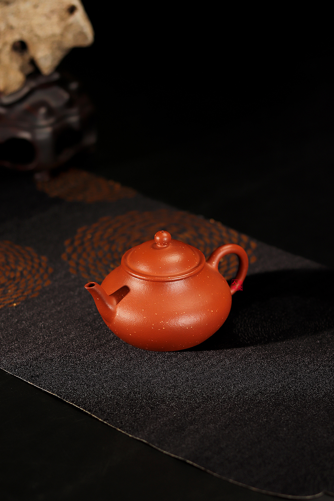 葛珂紫砂壶《圆潘》赏析