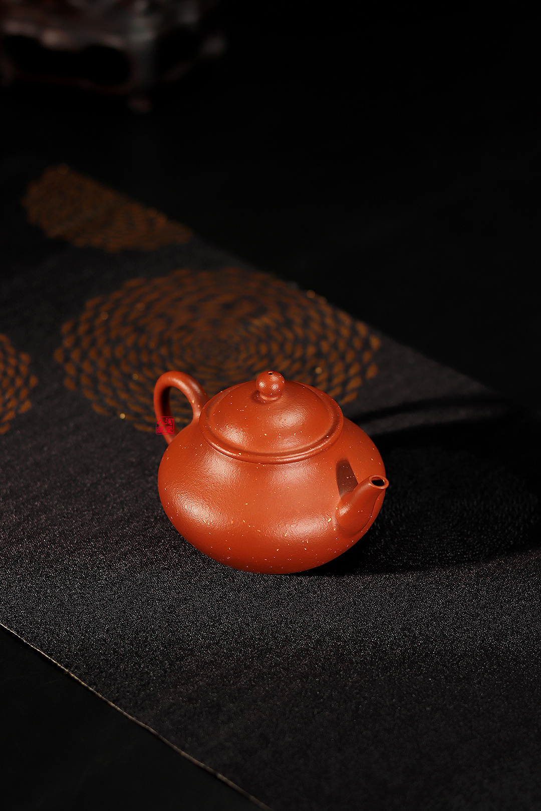 葛珂紫砂壶《圆潘》赏析