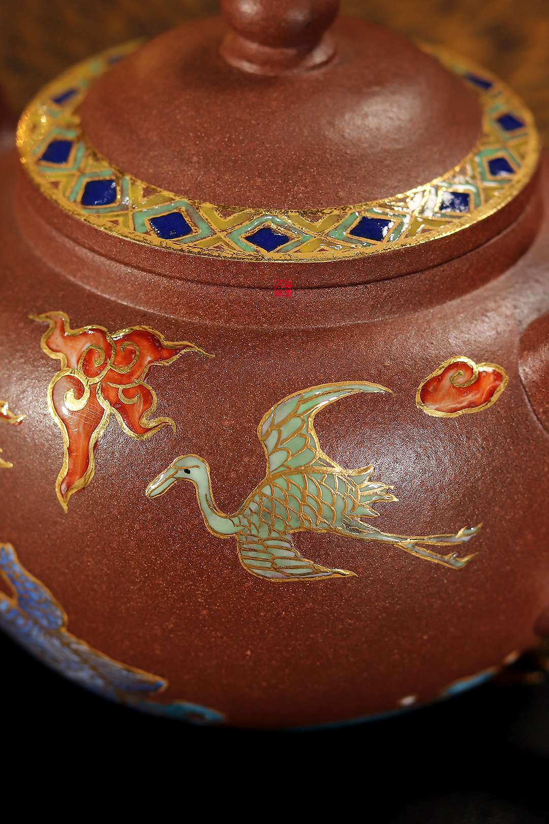 惠祥云紫砂壶《景泰蓝描金心宝壶》赏析