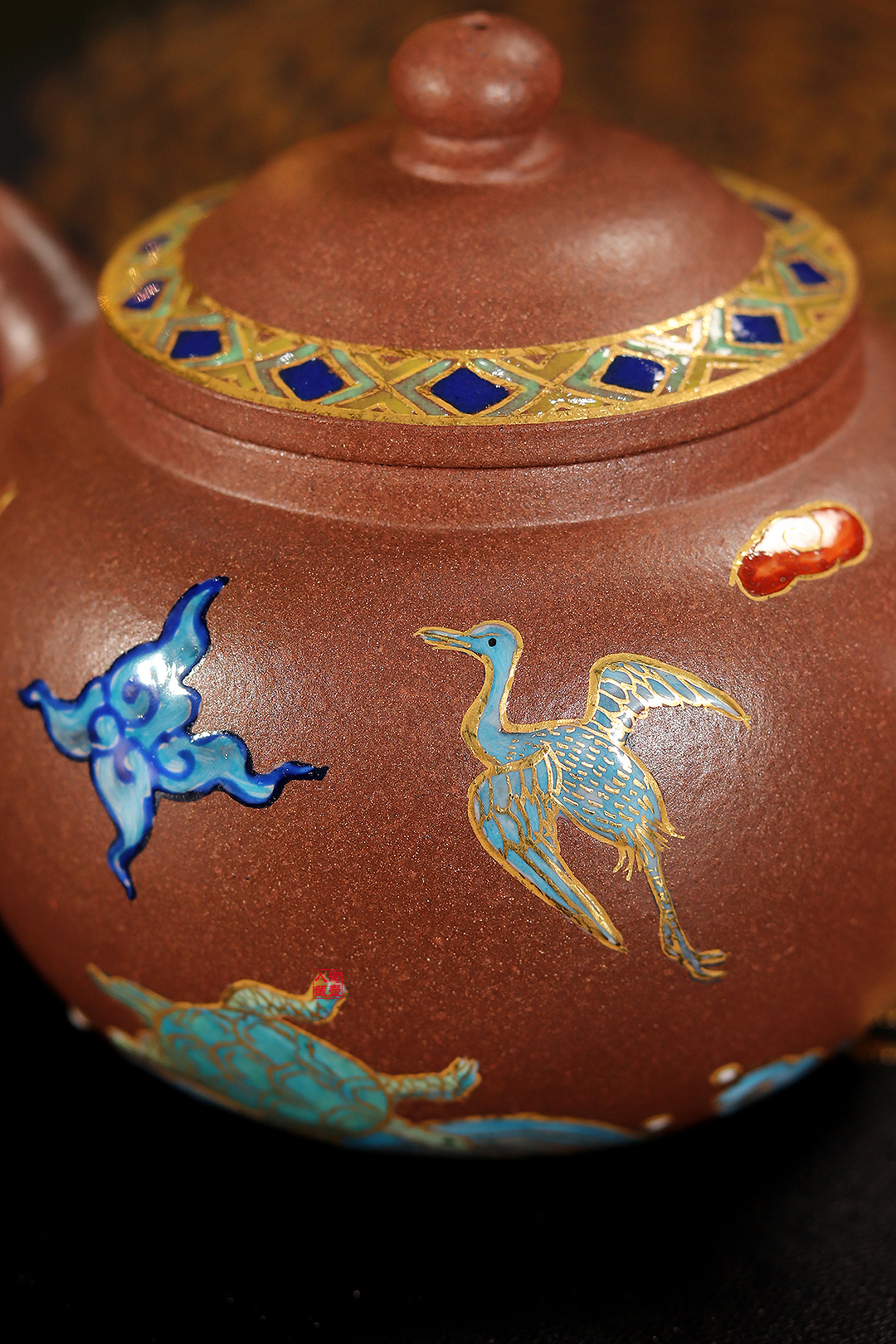 惠祥云紫砂壶《景泰蓝描金心宝壶》赏析