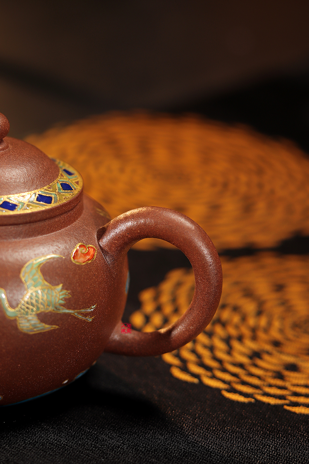 惠祥云紫砂壶《景泰蓝描金心宝壶》赏析