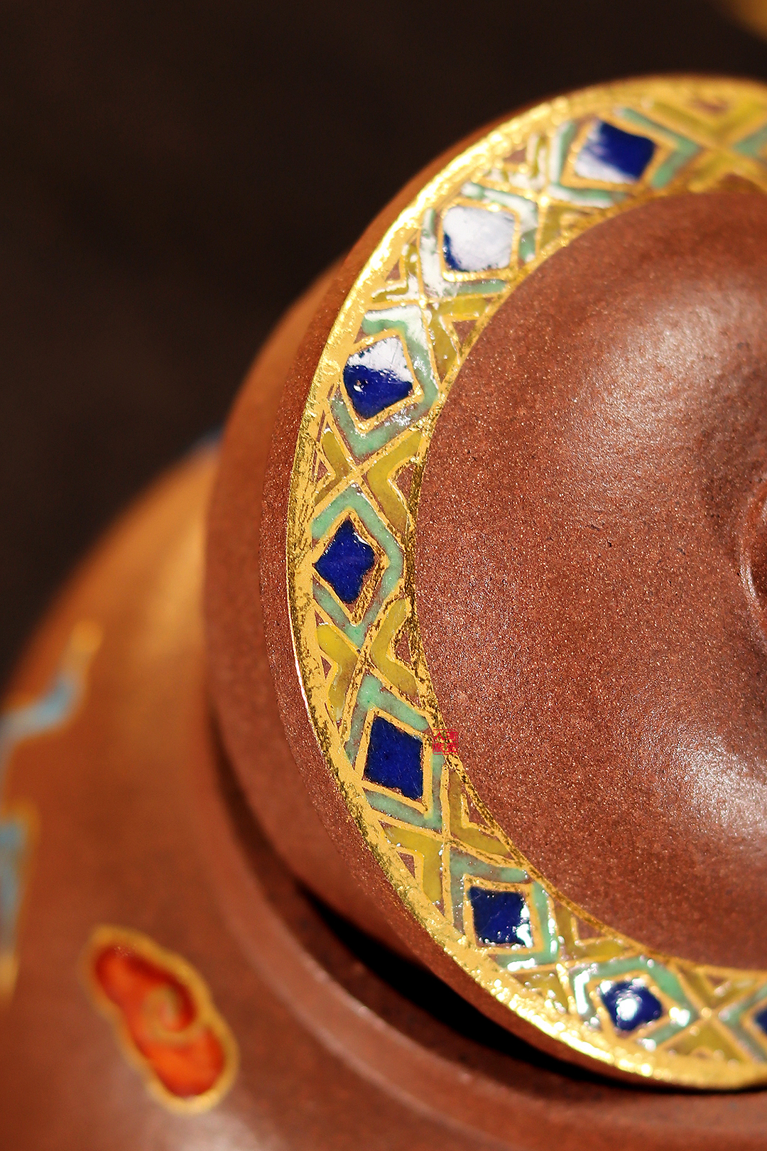 惠祥云紫砂壶《景泰蓝描金心宝壶》赏析