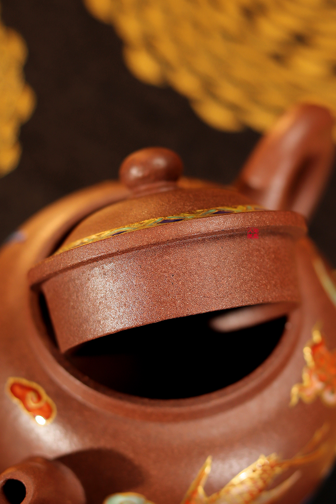 惠祥云紫砂壶《景泰蓝描金心宝壶》赏析