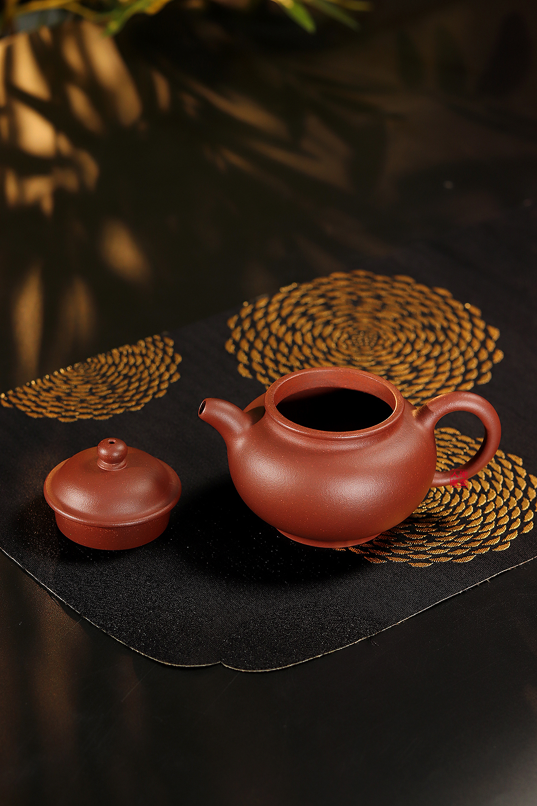 惠祥云紫砂壶《掇只壶》赏析