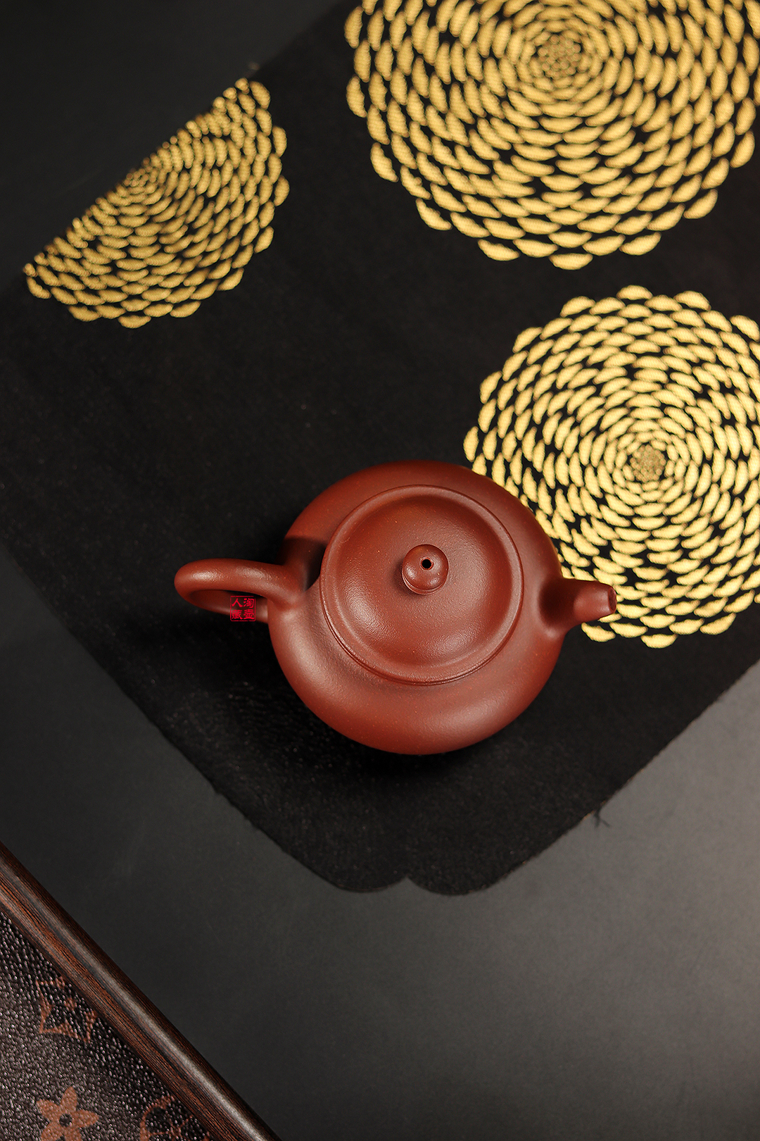 惠祥云紫砂壶《掇只壶》赏析