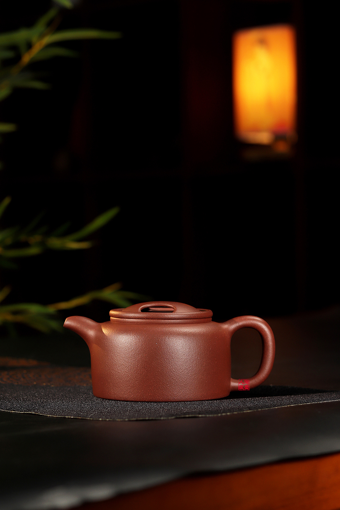 范程豪紫砂壶《牛盖莲子》赏析