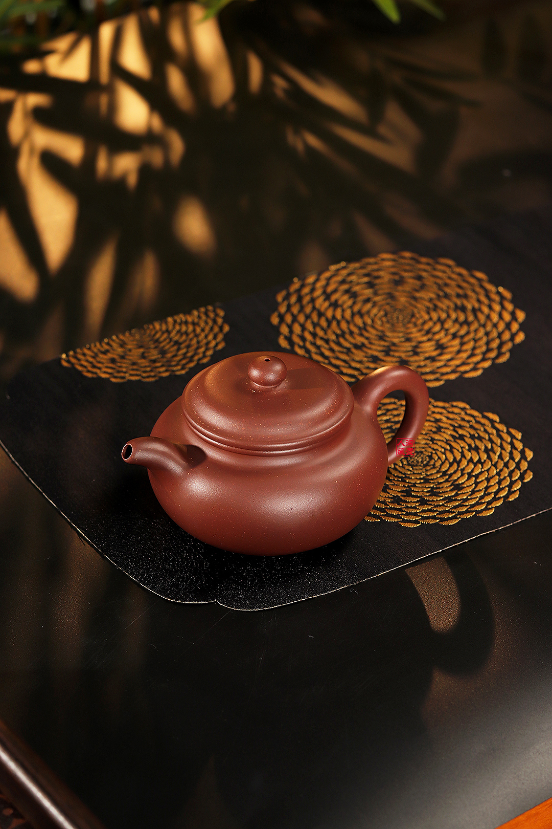 范程豪紫砂壶《仿古》赏析