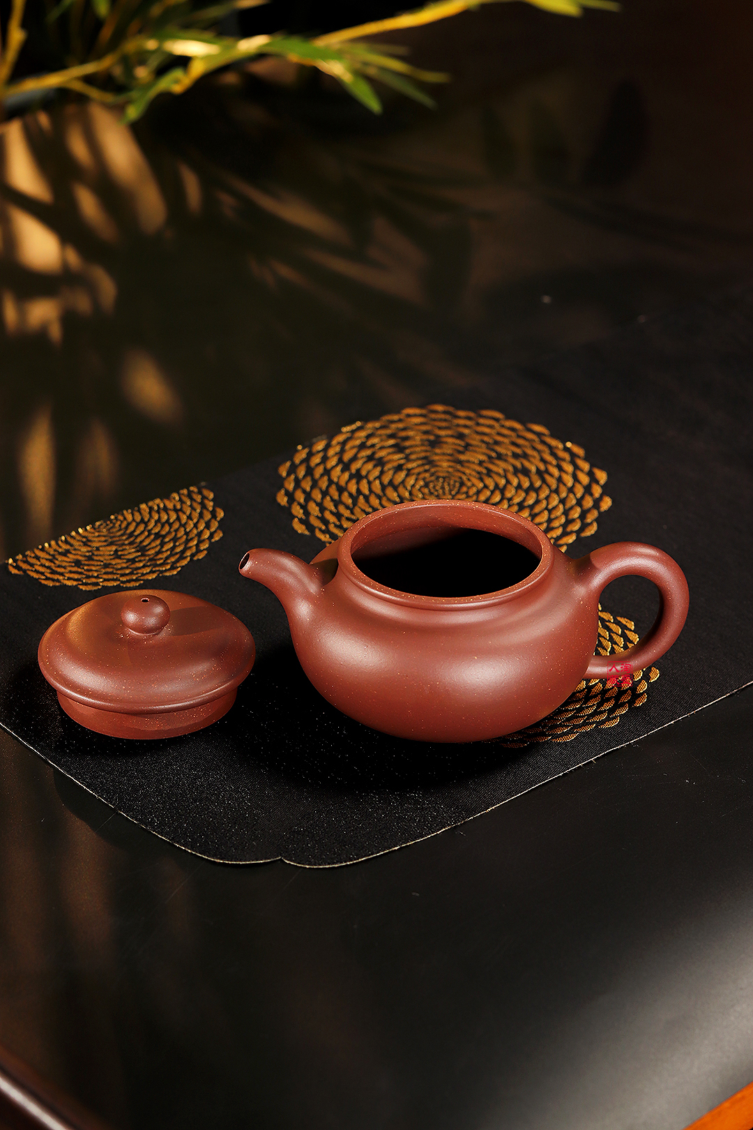 范程豪紫砂壶《仿古》赏析