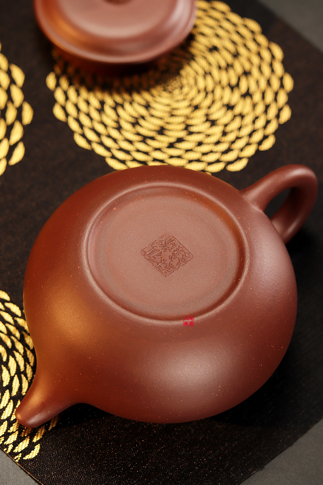 范程豪紫砂壶《仿古》赏析