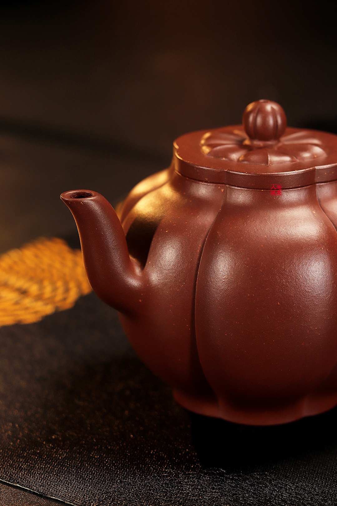 范程豪紫砂壶《全手雪梅》赏析