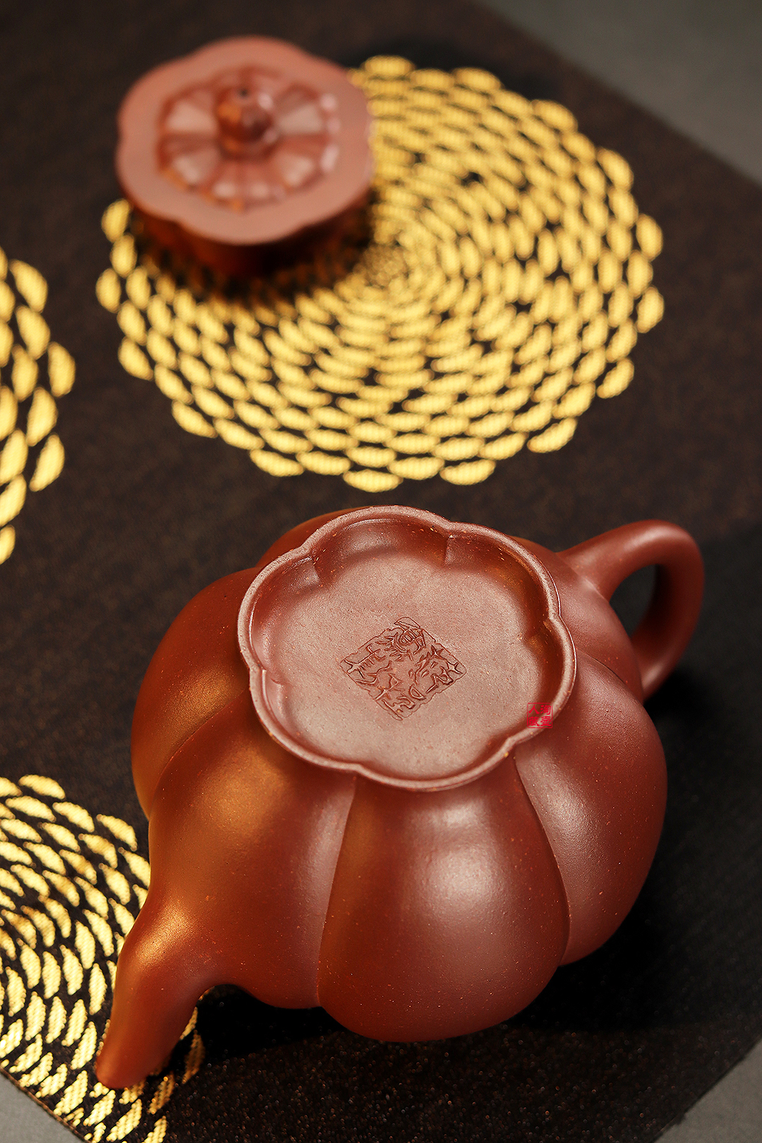 范程豪紫砂壶《全手雪梅》赏析